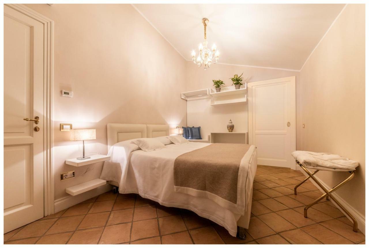 Boutique - Lodge & Suites Crotone Eksteriør billede