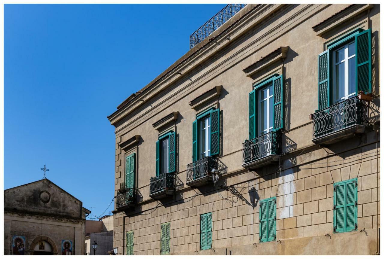 Boutique - Lodge & Suites Crotone Eksteriør billede